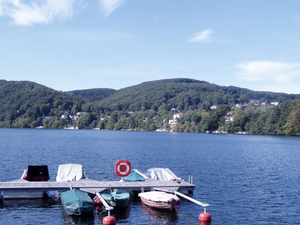 Gaestehaus Burg Molbach Kreuzau Exteriör bild